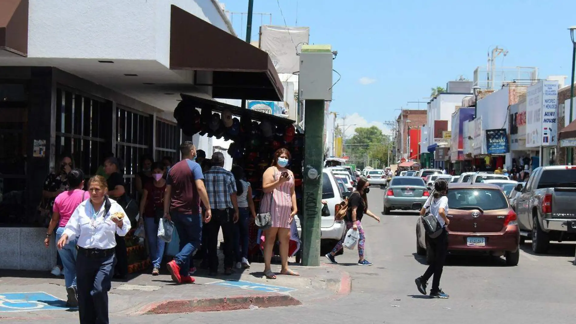 personas-gente-cubrebocas-compras-comercios-centro (5)